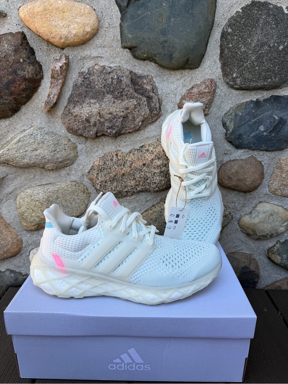Adidas Ultraboost Web DNA women sneakers 👟 NWT Sz 8.5